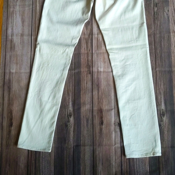 Rock & Republic Cream Straight Leg Jeans - Picture 8 of 12